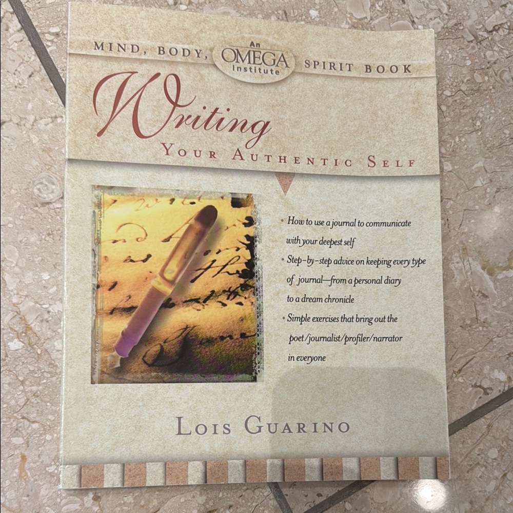 Writing Your Authentic Self Book by Lois Guarino